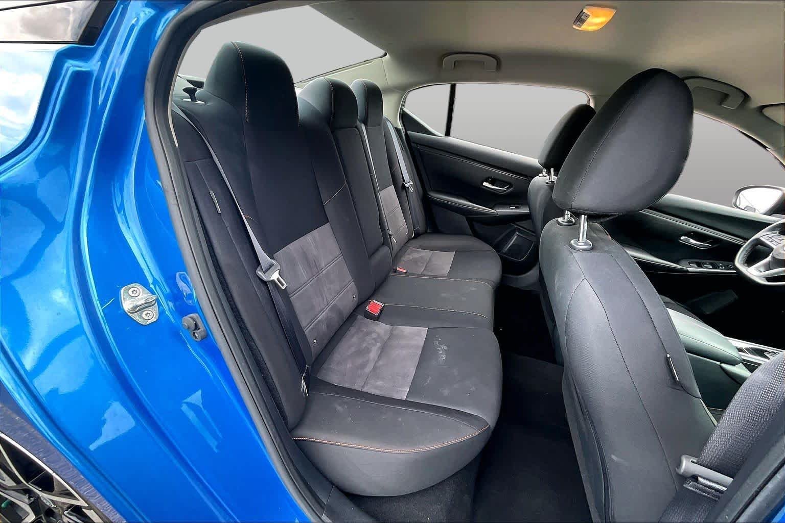 Used 2025 Electric Blue Metallic/Super Black Nissan SR image 19