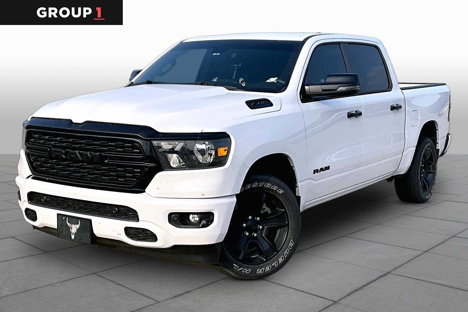 2024 RAM 1500 Big Horn/Lone Star 4x4 Crew Cab 5'7's photo
