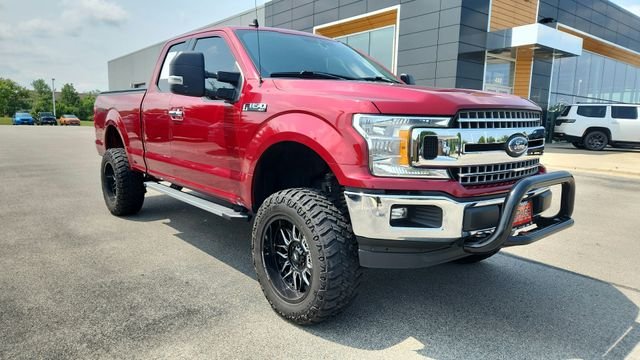 Used 2019 Red Ford XLT image 1