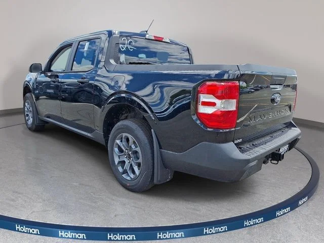 New 2026 Shadow Black Ford XLT image 4