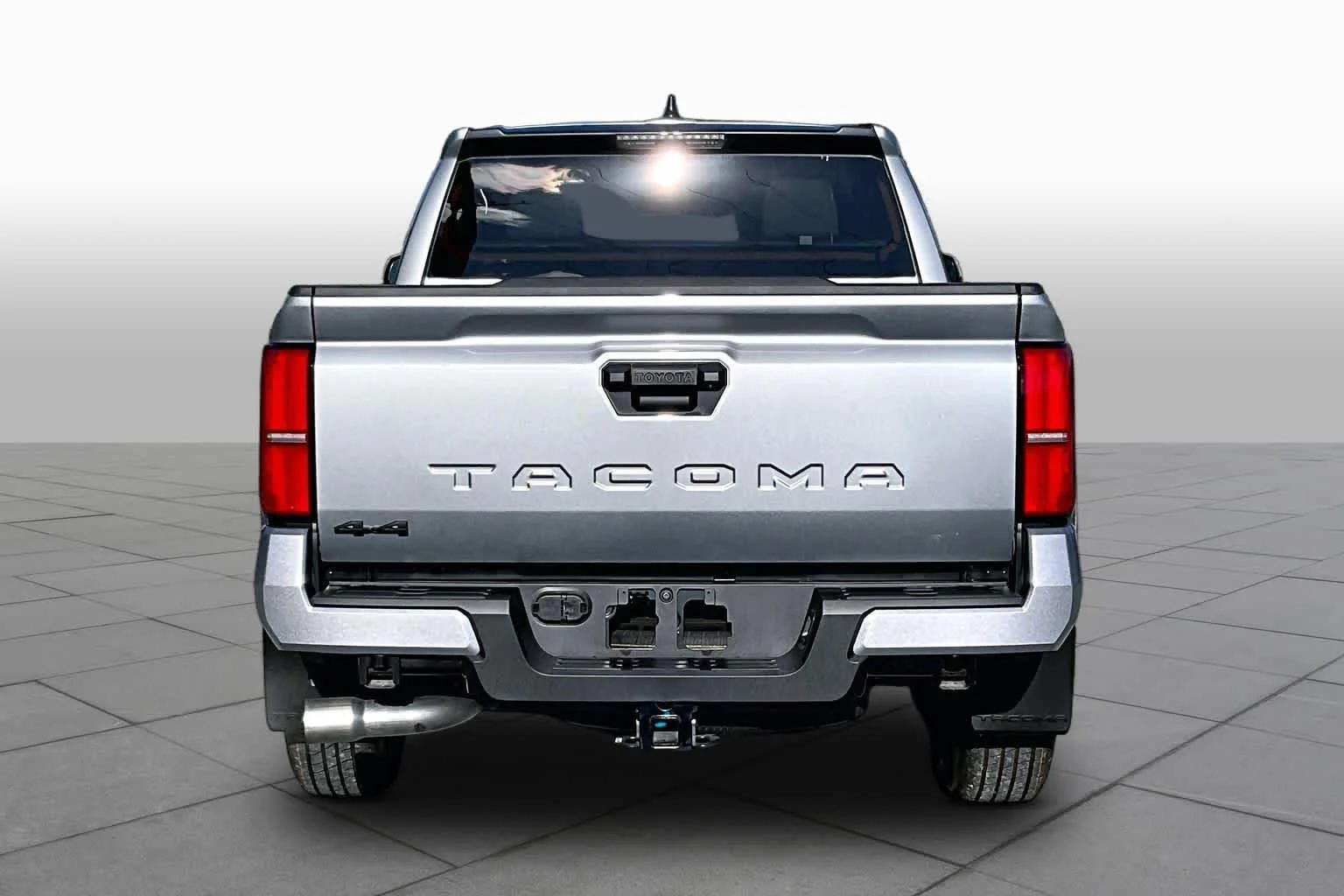 New 2026 Celestial Silver Metallic Toyota SR5 image 4