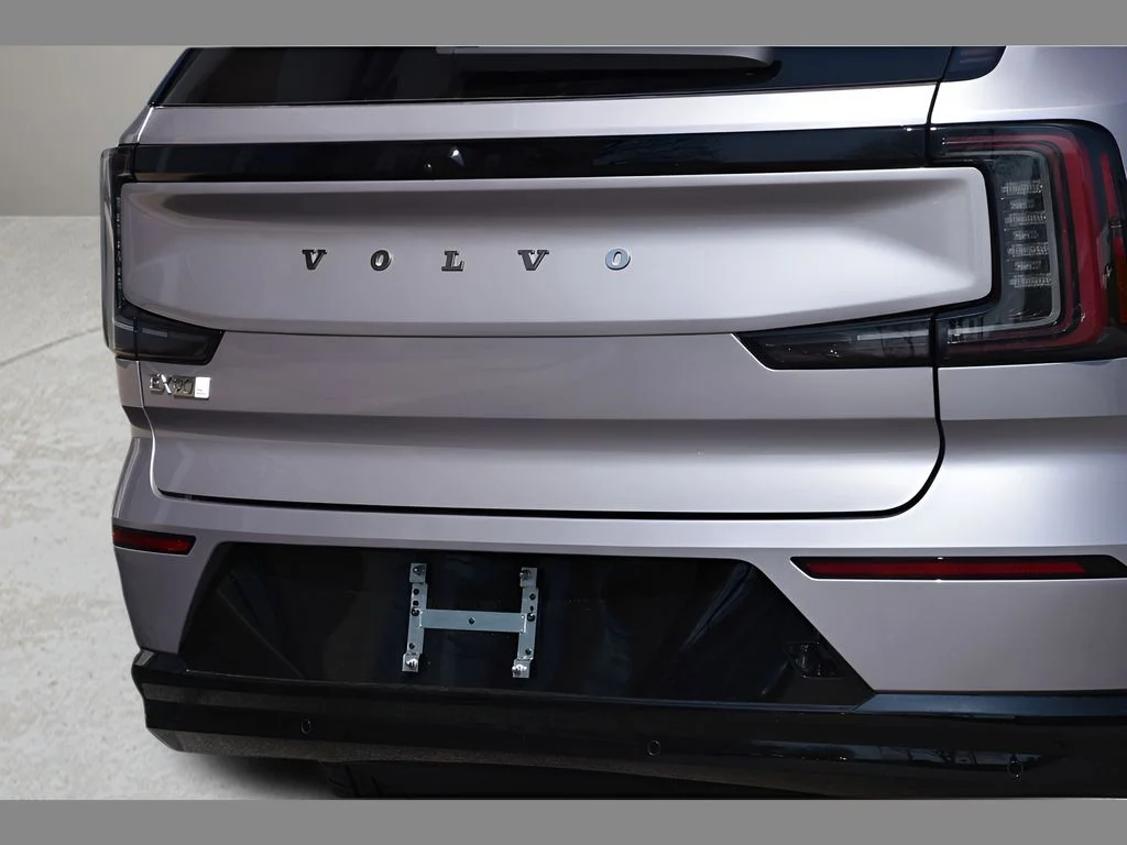 2026 Volvo EX90 Ultra - Photo 29