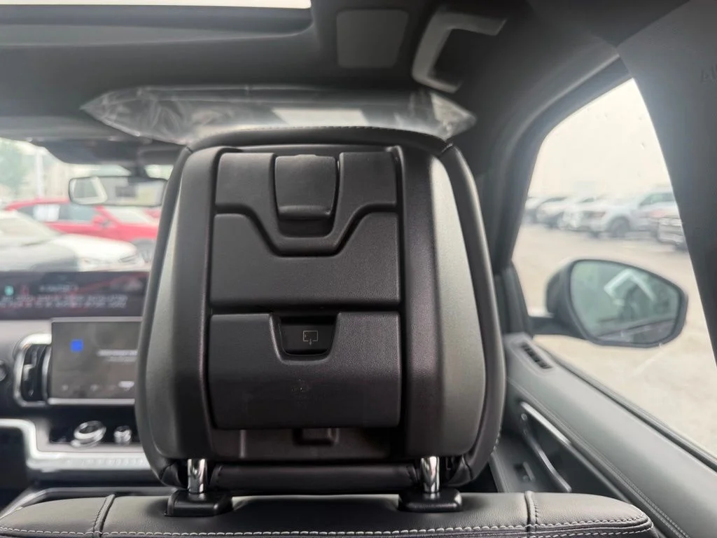 New 2027 Dark Matter Gray Metallic Ford MAX Platinum image 64