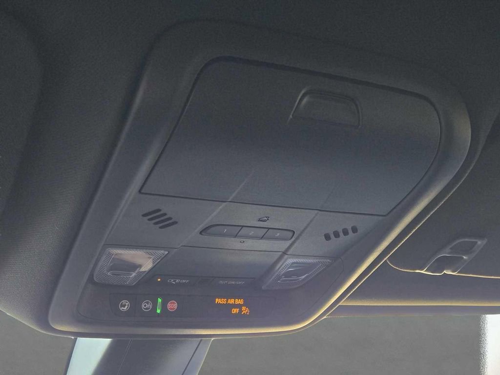 2025 Cadillac XT5 Luxury - Photo 30