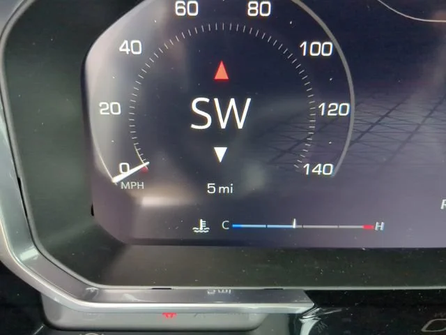 New 2026 Summit White GMC Elevation image 19