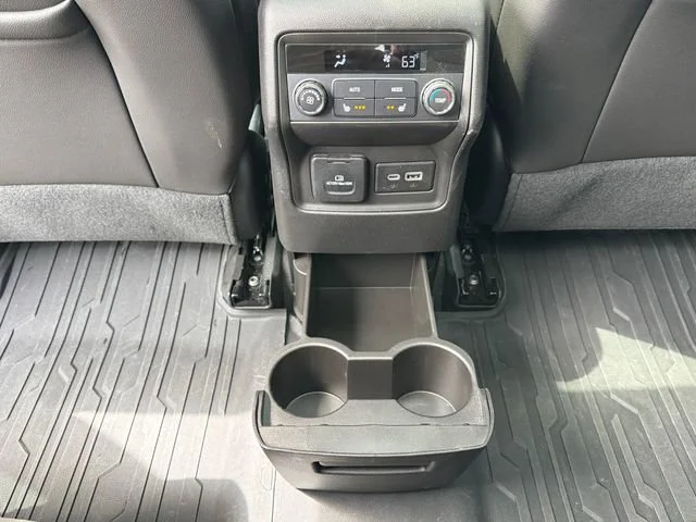 Used 2023 White Frost Tricoat GMC SLT image 36