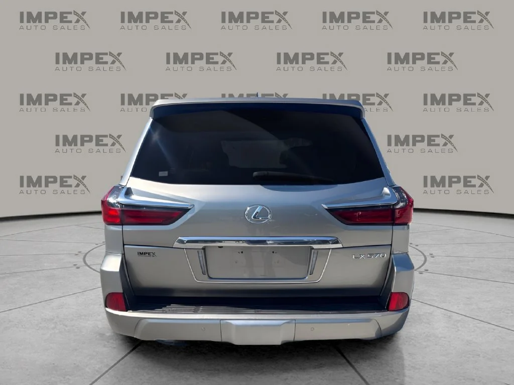 Used 2019 Silver Lexus 570 image 4