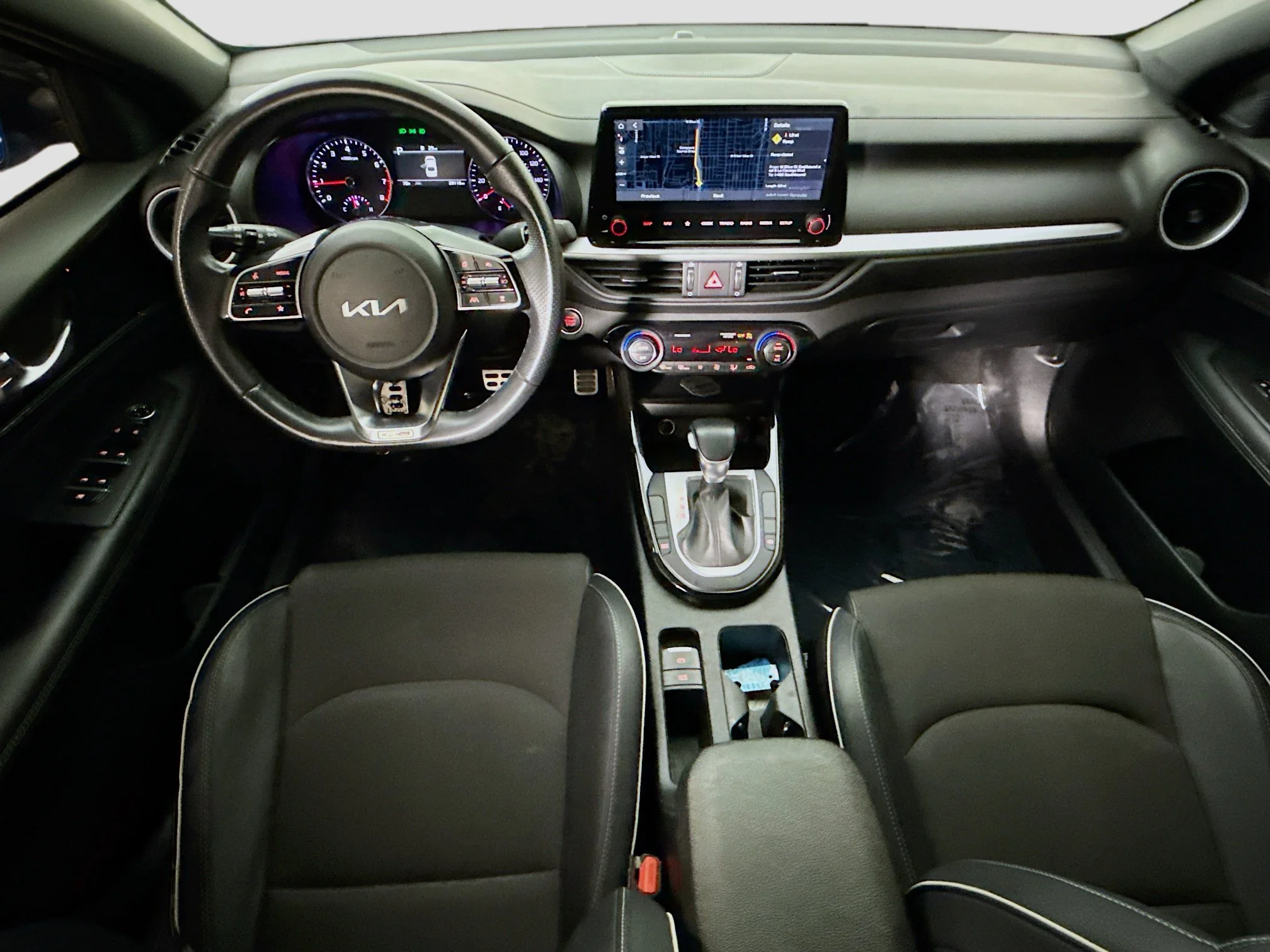 Used 2024  Kia GT-Line image 25