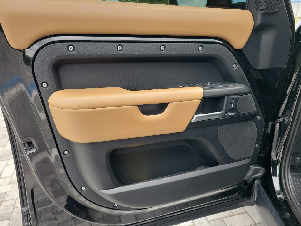 Certified Used 2025 Black Land Rover X image 22