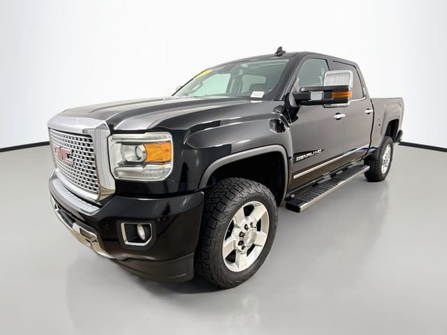 Used 2016 Black GMC Denali image 3