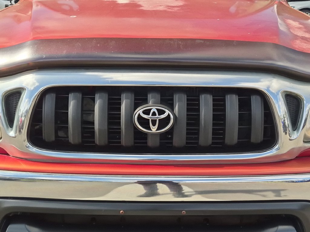 Used 2004 Impulse Red Pearl Toyota PreRunner image 34