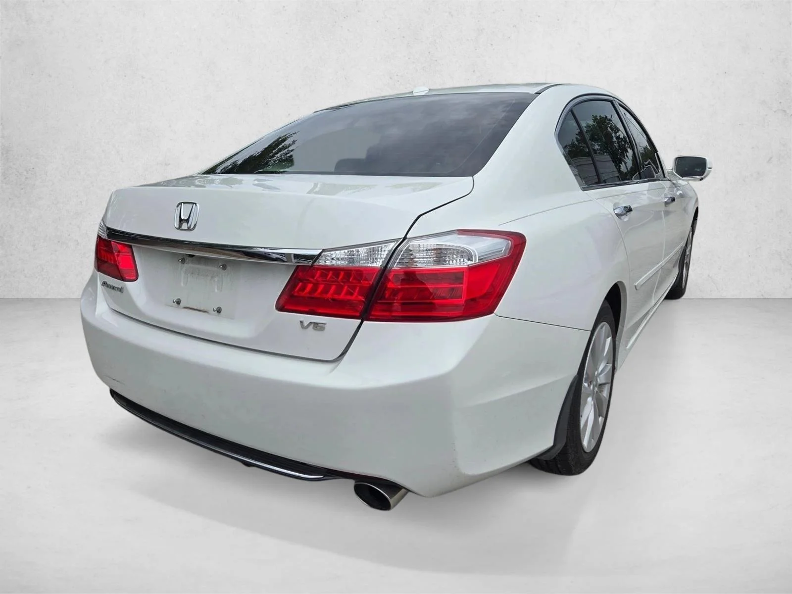 Used 2014 White Orchid Pearl Honda EX-L image 5