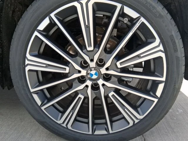 New 2026 Black Sapphire Metallic BMW xDrive28i image 18