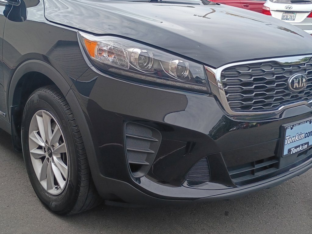 Used 2020 Black Kia LX image 11