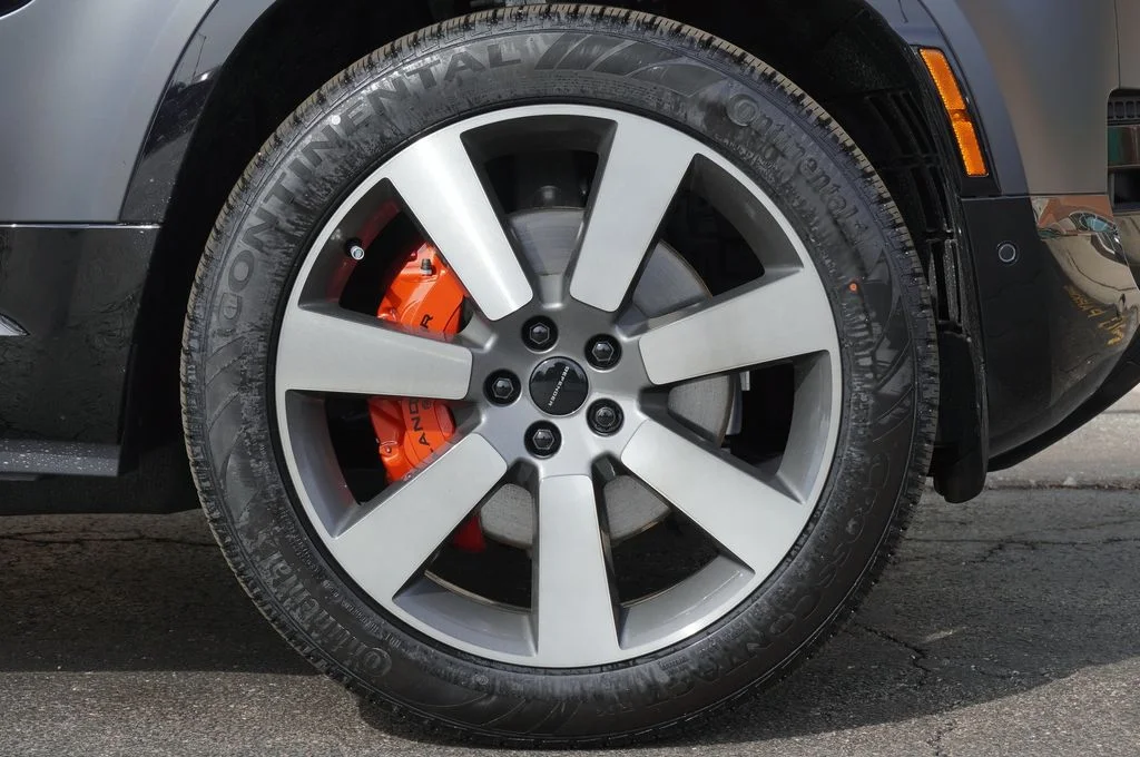 New 2026 Carpathian Grey Land Rover X image 9