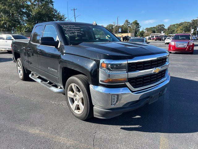 Used 2018 Black Chevrolet LT image 6