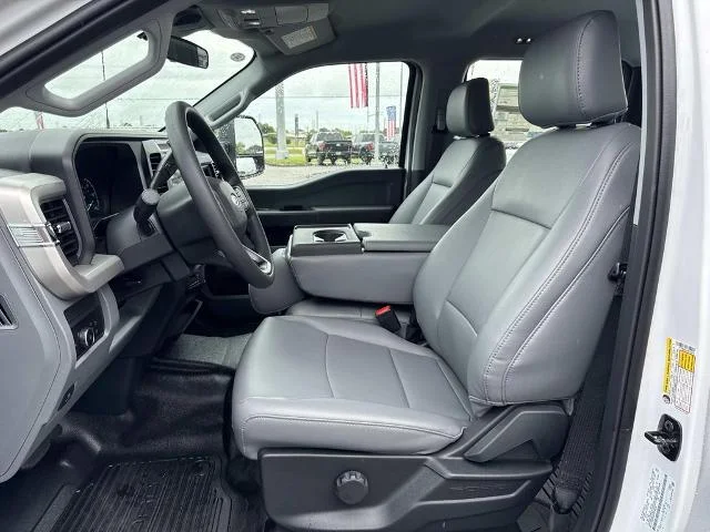 New 2026 Oxford White Ford F-250® XL image 20