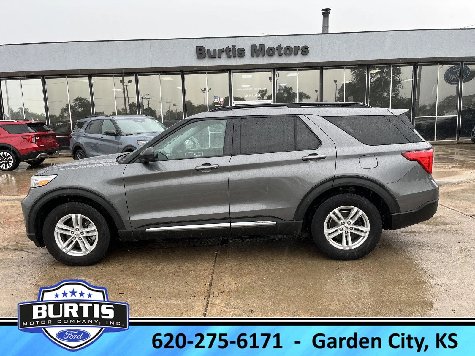 2021 Ford Explorer XLT RWD's photo