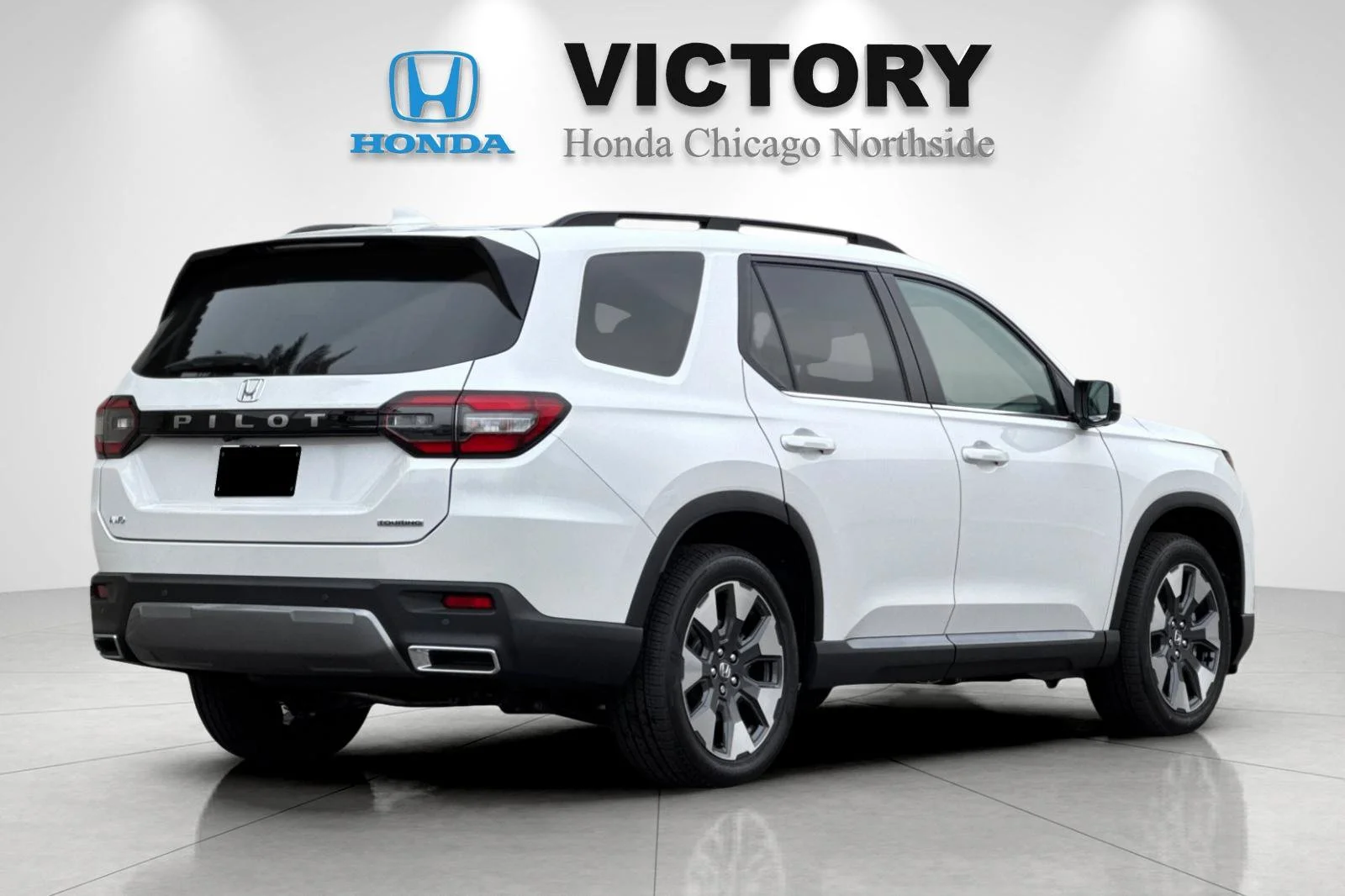 New 2026 Platinum White Pearl Honda Touring image 5
