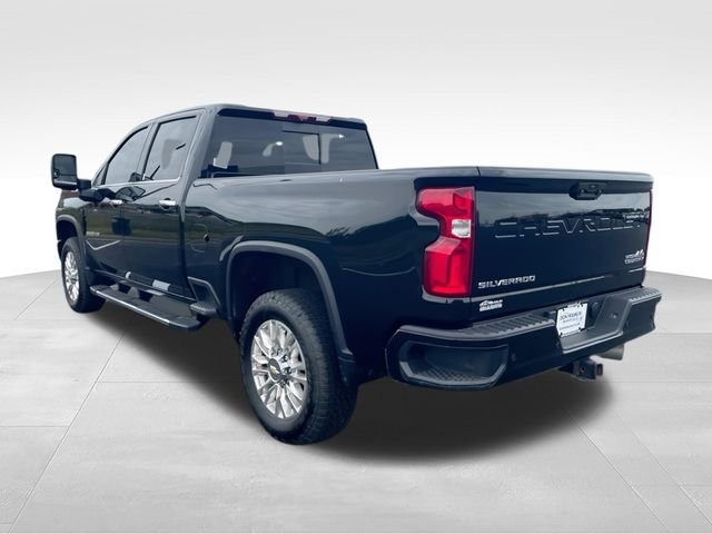 Used 2023 Black Chevrolet High Country image 6