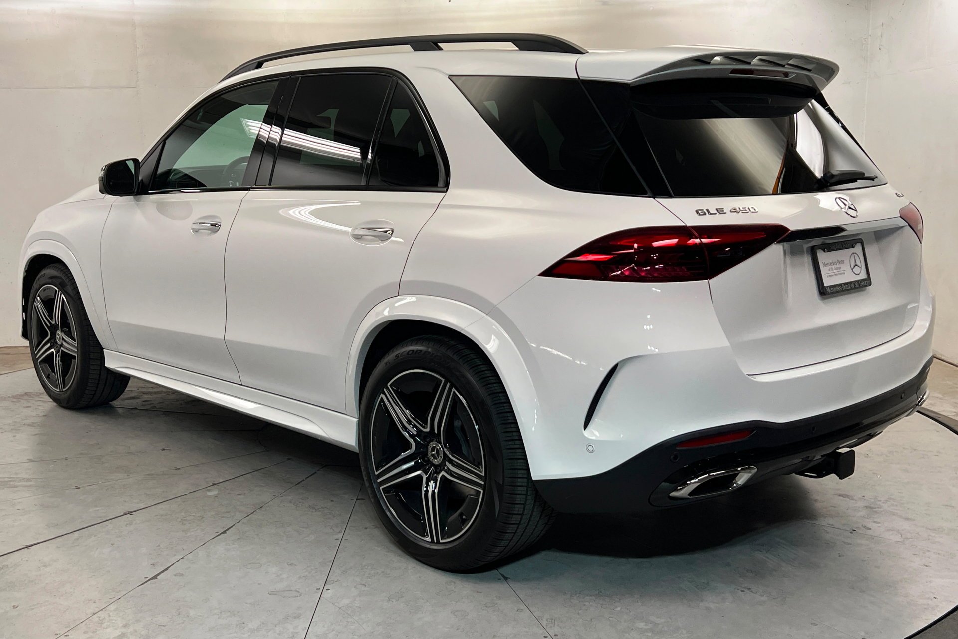 New 2026 Polar White Mercedes-Benz GLE 450 image 29