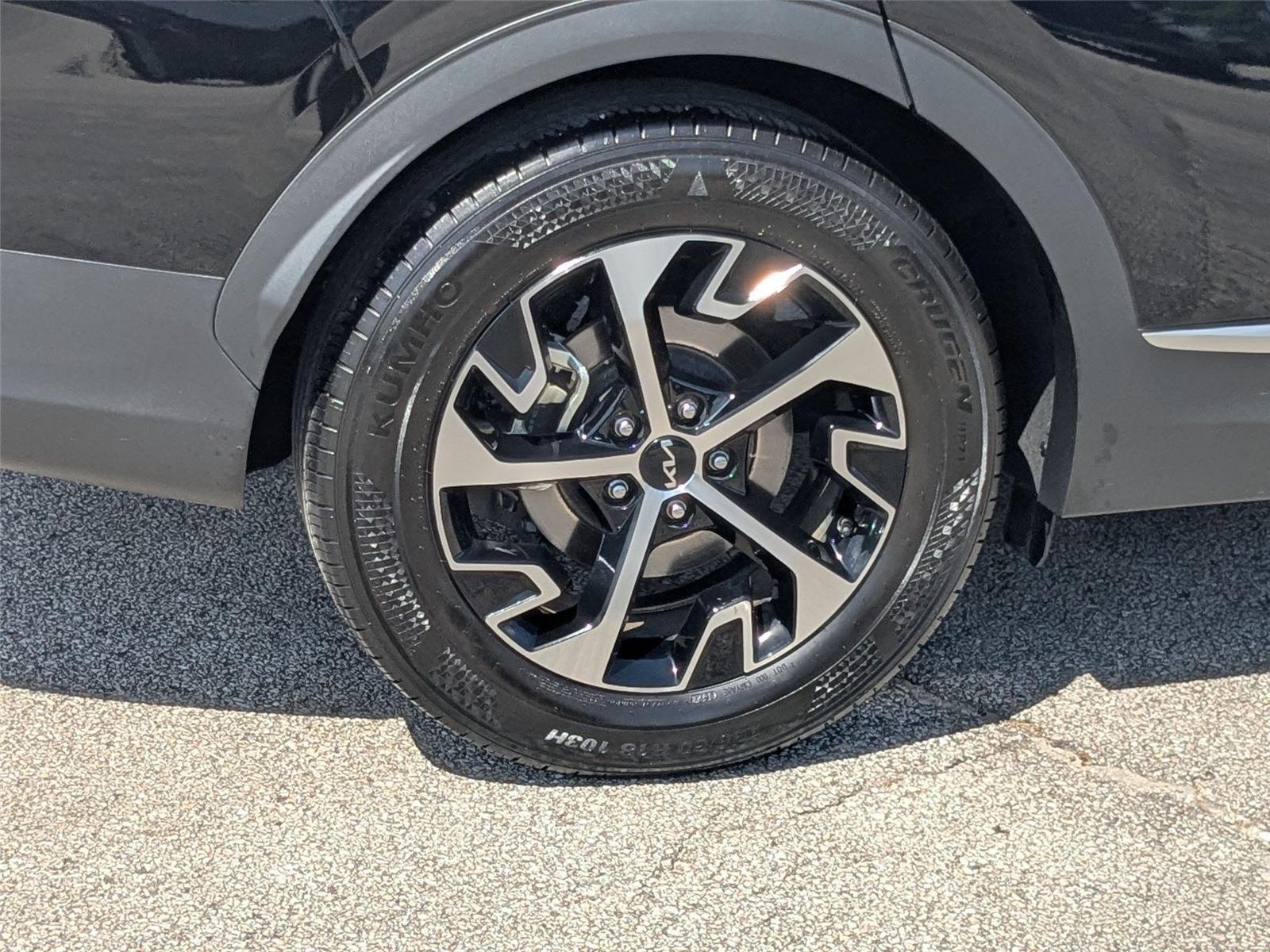 Used 2024 Ebony Black Kia EX image 10