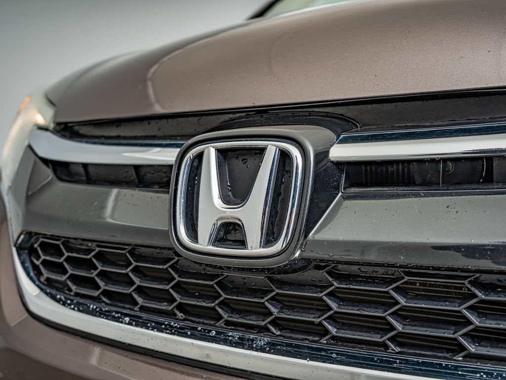 Used 2015 Gray Honda EX-L image 12