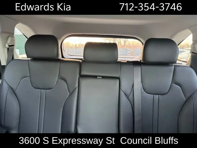 2025 Kia Sorento S - Photo 29