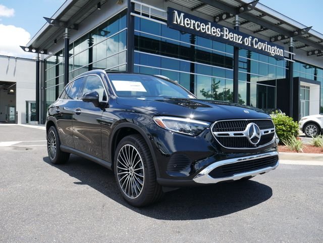 2026 Mercedes-Benz GLC GLC 300's photo