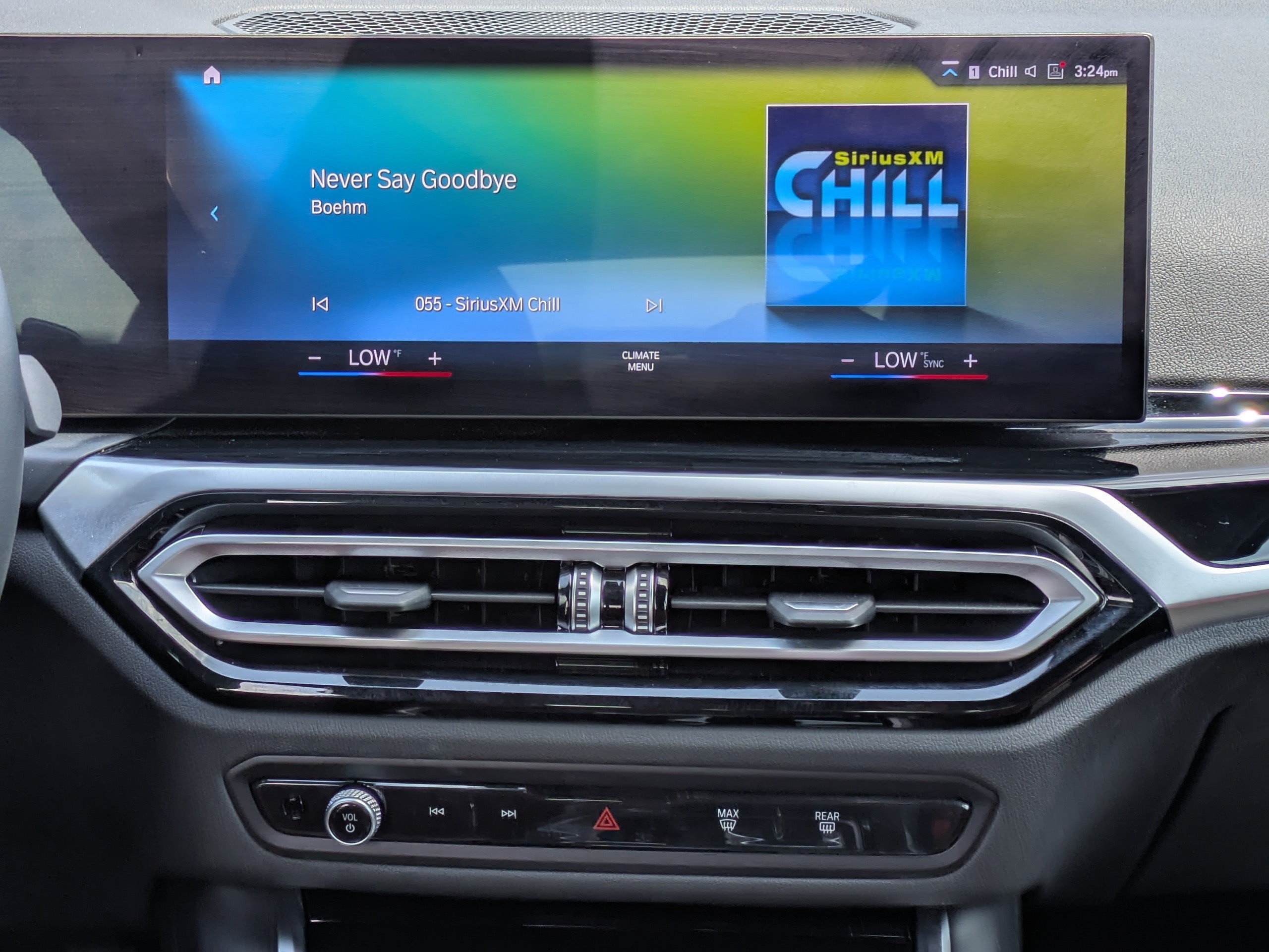 2023 BMW 3 Series 330i - Photo 16