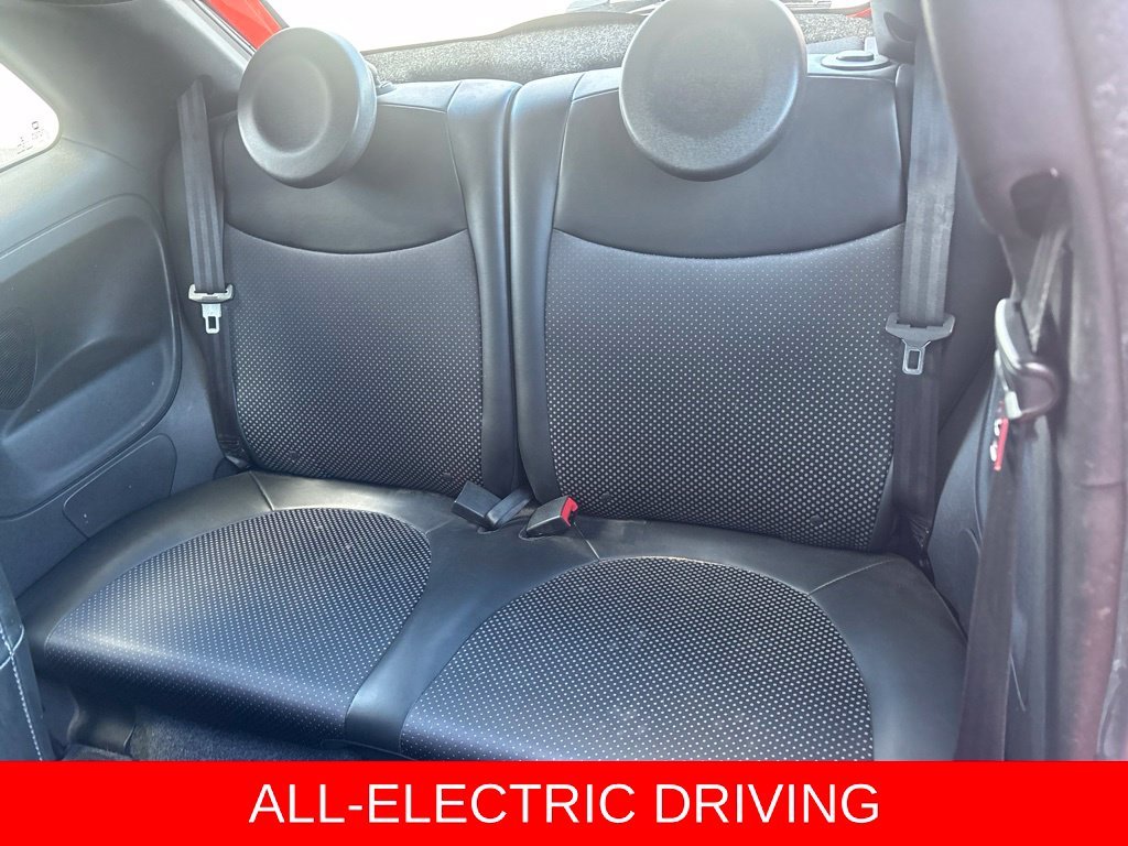 Used 2017 Electric Orange Tri-Coat Pearlcoat FIAT Battery Electric image 15