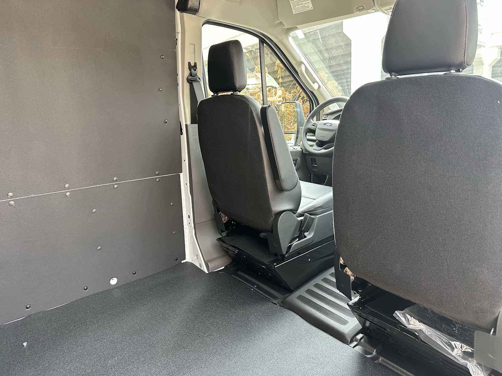 New 2026 Oxford White Ford Cargo Van image 16