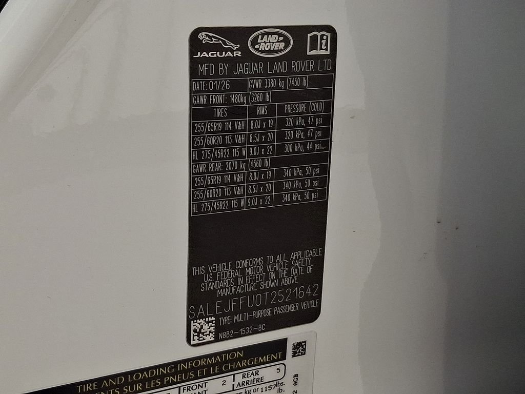 New 2026 Fuji White LAND ROVER S image 21