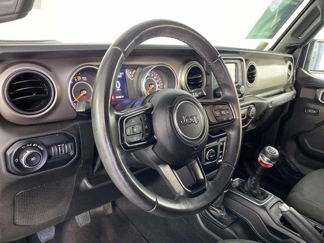 Used 2018 Gray Jeep Sport S image 15