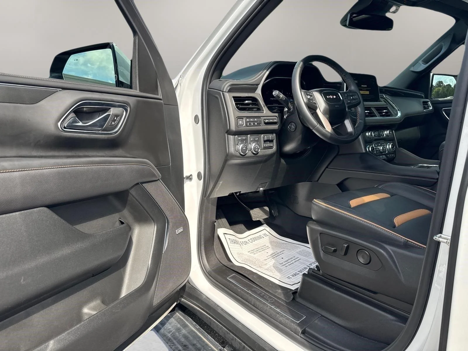 Used 2024 Summit White GMC AT4 image 21