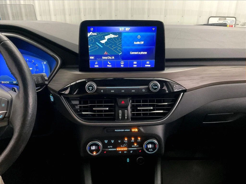 Used 2020 Blue Ford Titanium image 37