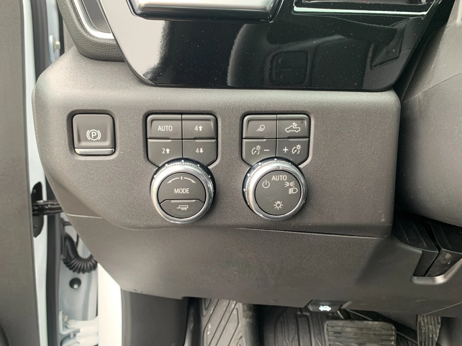 2026 GMC Sierra 1500 SLE - Photo 29