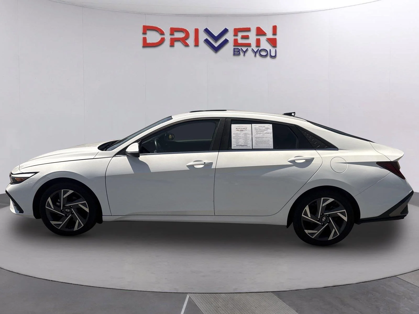 Used 2025 Serenity White Hyundai SEL Convenience image 7