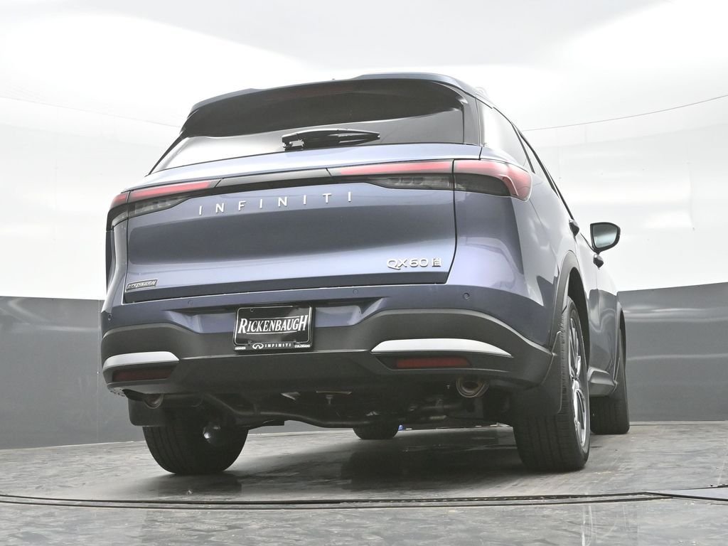 New 2027 MOONBOW BLUE INFINITI Luxe AWD image 30