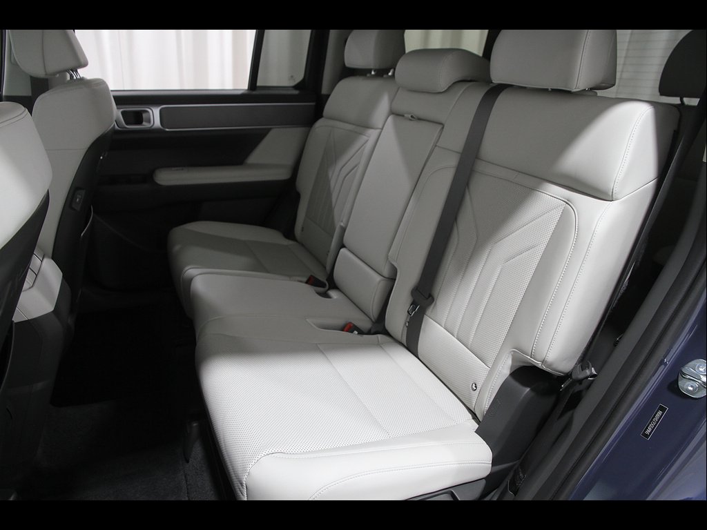 2025 Hyundai Santa Fe SEL - Photo 18