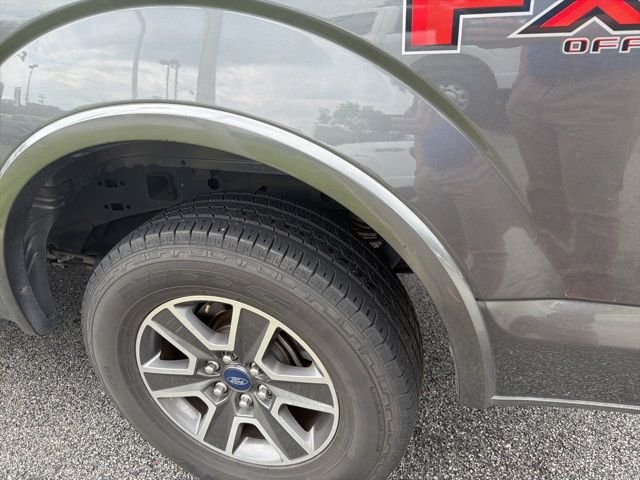 Used 2017 Magnetic Ford Lariat image 24