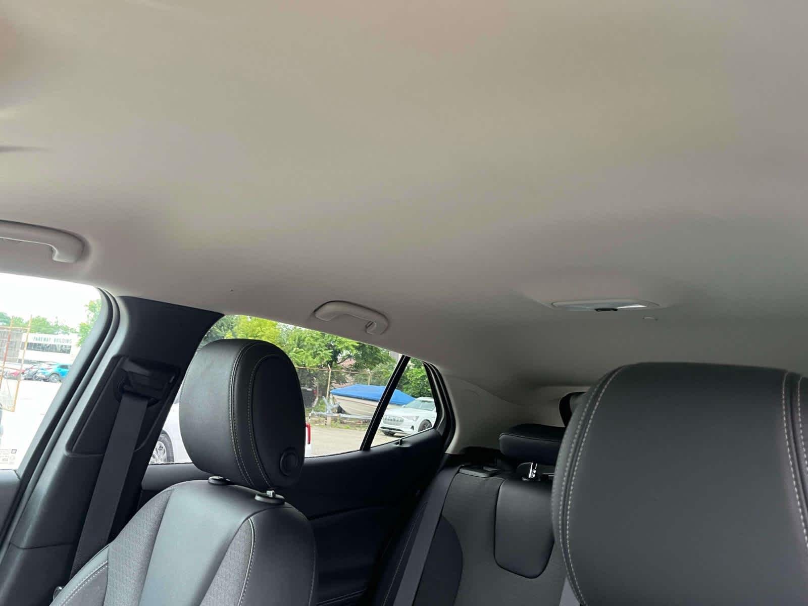 Certified Used 2023 Sapphire Metallic Buick Preferred image 5