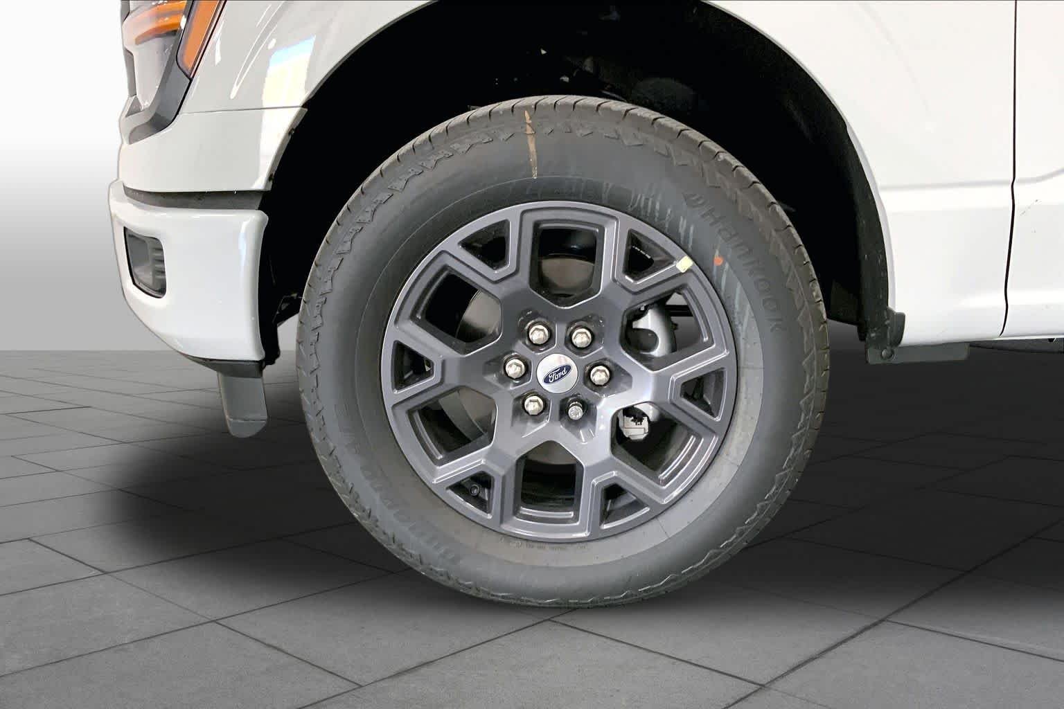New 2026 Avalanche Ford STX® image 9