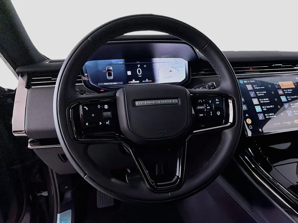 New 2026 Carpathian Grey Land Rover Dynamic SE image 11