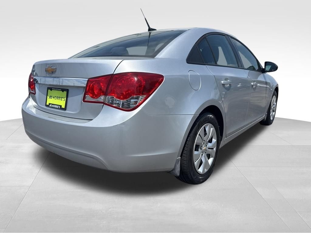 Used 2013 Silver Chevrolet LS image 8