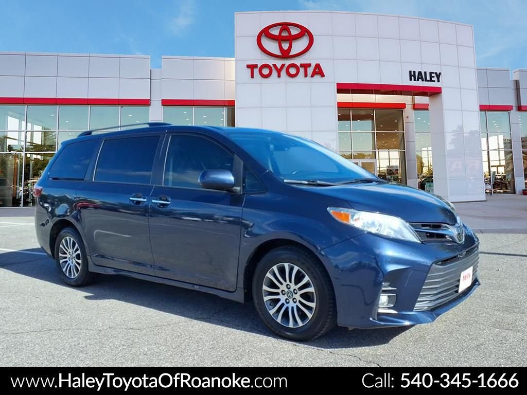 Used 2020 Beige Toyota XLE image 1