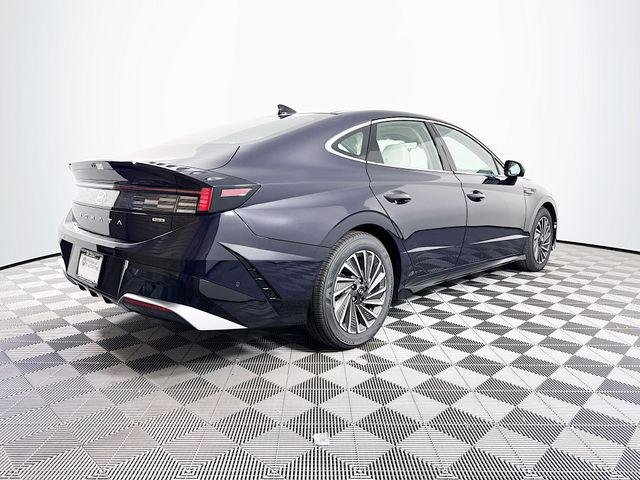 2025 Hyundai Sonata Hybrid Limited - Photo 7