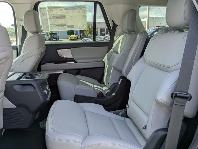 New 2026 Glacier Gray Metallic Tri-Coat Ford Active image 14