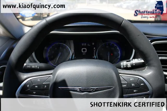Used 2022 Granite Chrysler Touring L image 22