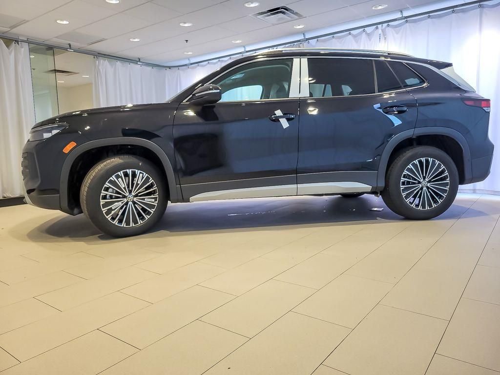 New 2026 Deep Black Pearl Volkswagen 2.0T S image 4